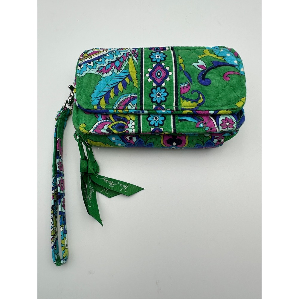 Vera Bradley All In One Crossbody Green Emerald Paisley Quilted Cotton Wristlet - Picture 2 of 16